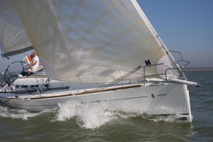 Yachts - New 40 underway.jog
