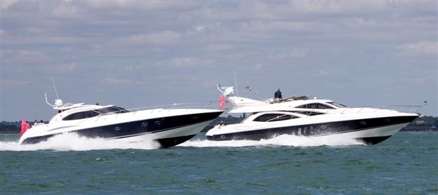 Powerboat - Sunseekers Predator & Manhatten 025