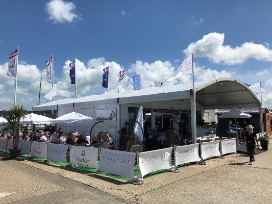 Wine Bar at Lendy Cowes Week