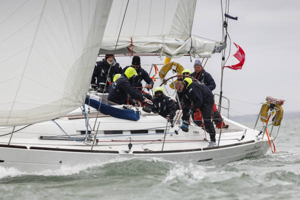 Sailing to boost team work