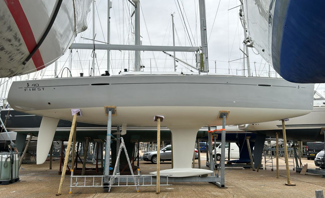 Yacht_out_the_water_for_winter_maintenance